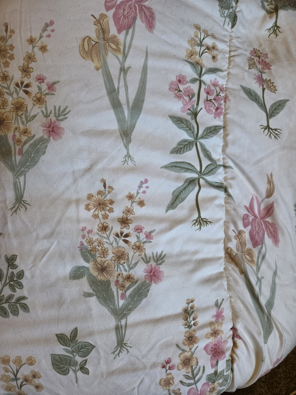 Floral Cotton Comforter in White with Pink & Green Botanical Print